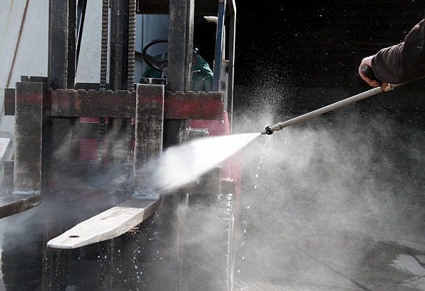 Comstock Northwest, MI Pressure Washing Company