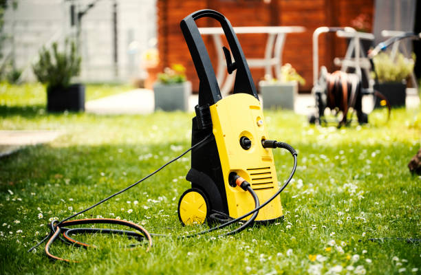 Best Post-Construction Pressure Washing  in Comstock Northwest, MI
